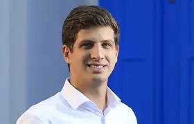 João Campos leva a Lula o mapa do PSB para 2026 e pede exclusividade em Pernambuco