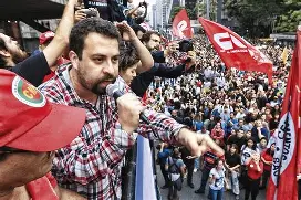 Boulos volta às origens e anima militância do PSOL