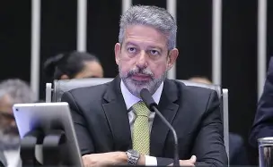 Lira aumenta faixa de isenção do IR e alivia o bolso de quem ganha até R$ 7.350