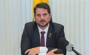 Marcos do Val desafia o STF: acusa Moraes de perseguição e ameaça com comitiva internacional