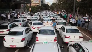 Lula isenta taxistas da taxa de verificação dos taxímetros