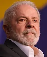 Lula critica tarifa dos EUA: “Bolsonaro não merece que o povo pague essa conta”