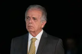Moraes libera ministro José Múcio de depor sobre tentativa de golpe após eleição de Lula