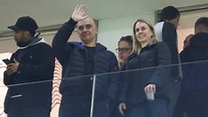 Sob mira dos EUA, Moraes assiste clássico do Corinthians e mantém decisão sobre Bolsonaro para setembro