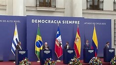 Lula alerta sobre ameaça extremista em encontro pela democracia