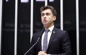 Nikolas é condenado por vídeo contra artista e vai ter que abrir a carteira