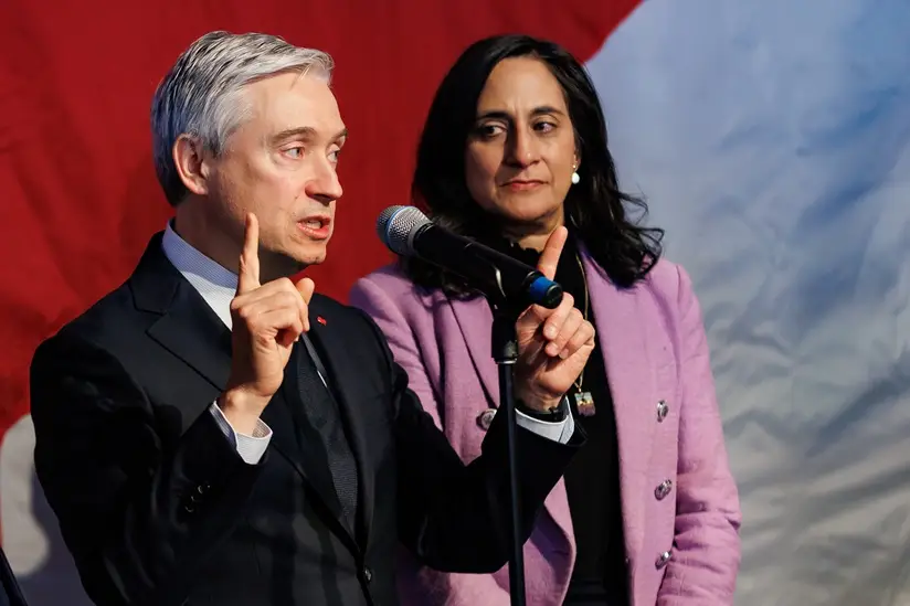 Tarifaço de Trump: Primeiro-ministro do Canadá tenta reconstruir laços comerciais com México em meio a tensões