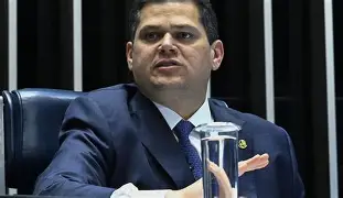 Alcolumbre Define União Progressista como Movimento de Diálogo, Não de Oposição