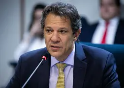 🚢 Tarifaço de Trump bate à porta