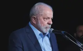 Silenciosa e polêmica: Lula revoga proteção à vida desde a concepção e avança na agenda pró-aborto no Brasil