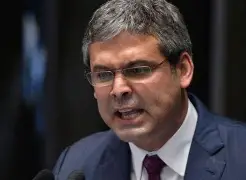 PT corre ao STF para blindar Moraes de sanções dos EUA