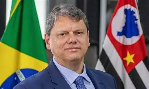 Tarcísio defende ação firme contra a criminalidade em posse de policiais
