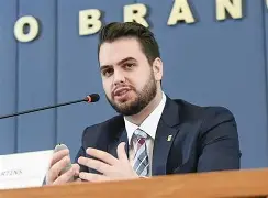 Jornalista dos EUA recorre ao STF para entrevistar Filipe Martins