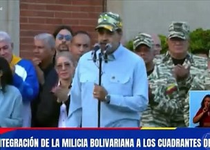 Maduro reage à pressão dos EUA e convoca alistamento em massa
