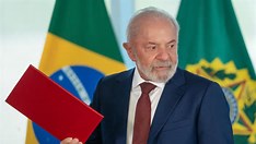 Lula rebate tarifaço de Trump e diz que Brasil não aceitará ser tratado como “subalterno”