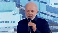 Lula reage a sanção dos EUA a criador do Mais Médicos e pede fim do embargo a Cuba