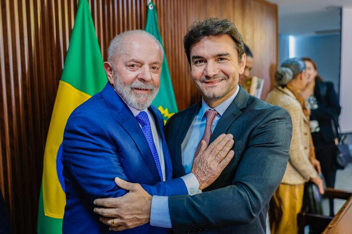 União Brasil força saída de Celso Sabino do governo