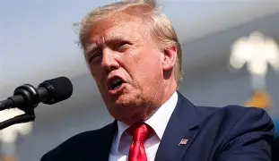 Trump admite surpresa com complexidade da guerra na Ucrânia