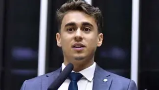Nikolas Ferreira provoca: “mataram a direita moderada” e pede reação radical