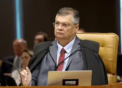 Dino pediu 31 anos para Bolsonaro, mas aceitou reduzir a pena