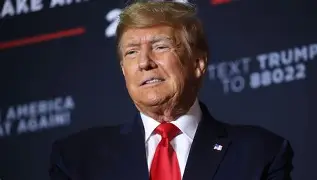 Trump cogita Murdoch, Oracle e Dell em acordo para manter TikTok nos EUA