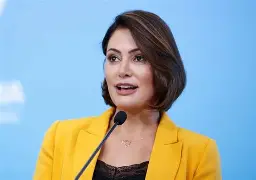 Michelle Bolsonaro compartilha mensagem de fé após segundo dia de julgamento de Bolsonaro