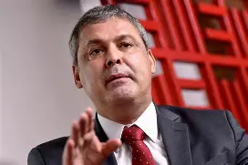 Lindbergh Farias pede ao STF investigação contra Cláudio Castro