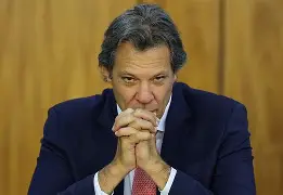 💰 Governo estuda adotar tarifa zero no transporte público, diz Haddad