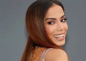 🎤 Anitta pede a Lula: que a próxima vaga no STF seja ocupada por uma mulher