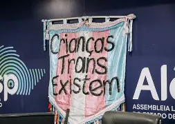 📝 Novo guia do governo reconhece crianças trans e defende proteção especial
