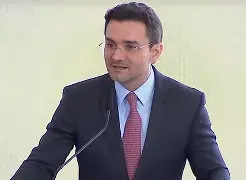 União Brasil inicia processo de expulsão contra Sabino por permanecer no governo Lula