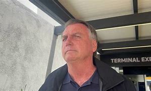 Advogados pedem ao STF autorização para falar com Bolsonaro por telefone