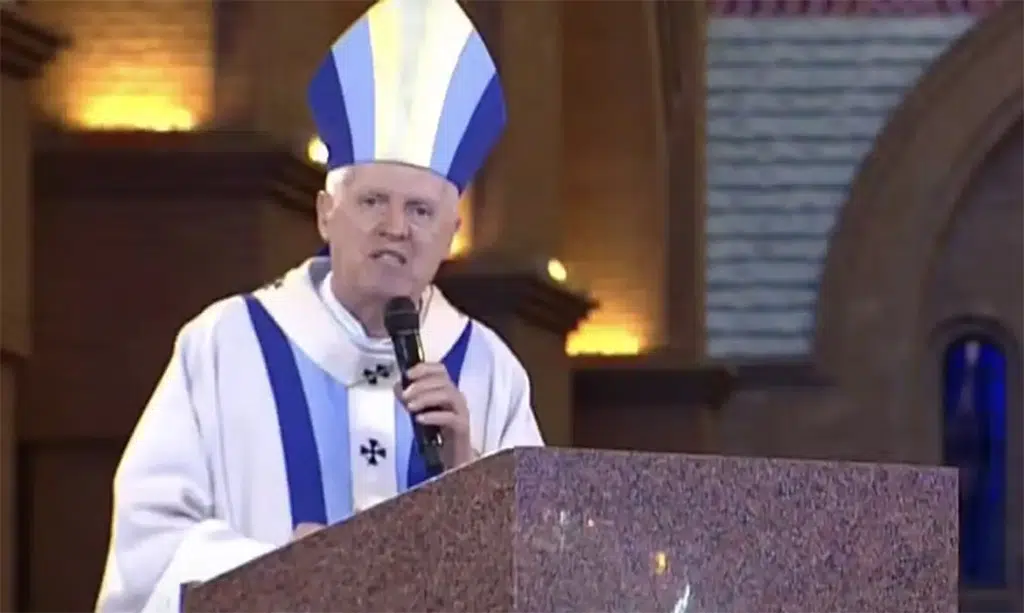 Arcebispo de Aparecida pede leis para os pobres em missa com Alckmin