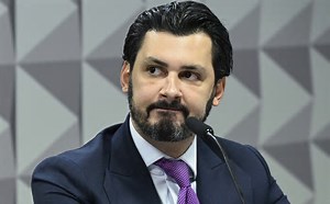 “Doei R$ 100 mil ao PT”: empresário investigado pelo INSS fala sobre doações