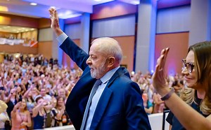 🎸 Lula deve assistir ao show do Coldplay em Belém antes da COP30