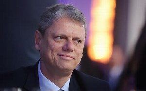 “Tenha vergonha, Haddad”, dispara Tarcísio após ataques do PT sobre taxação