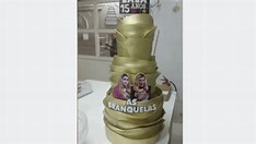 Laura Bolsonaro comemora 15 anos com bolo inspirado em “As Branquelas”