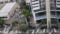 Terror na Barra Funda: grupo armado invade prédio, faz reféns e rouba sala comercial em São Paulo