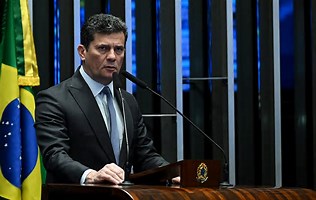 Moro comemora sanção de Lula e diz que Brasil está em “guerra aberta” contra o crime organizado