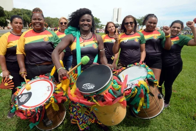 300 Mil Vozes Negras Tomam a Esplanada e Reivindicam Reparação Histórica