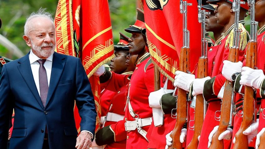 Lula Descobre a Escuridão — Só Esqueceu Que o PT Acendeu a Luz por 20 Anos