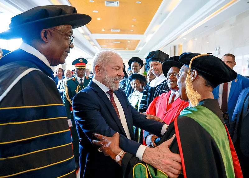 Lula, o Doutor de Si Mesmo