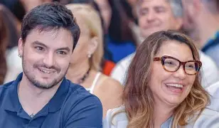 Enquanto Correios afundam e COP30 vira vexame, Lula distribui honrarias para aliados e celebridades