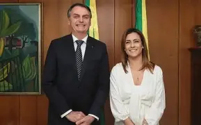 Do “mito” ao “desencanto”: Soraya Thronicke cospe no prato que ajudou a encher