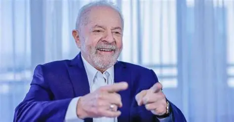 Governo Lula se apoia em influenciadores pagos e oposição exige transparência