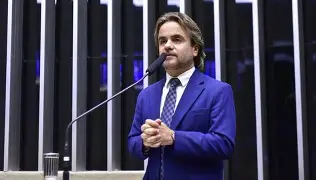 Deputado do PL volta atrás após votar contra o PL Antifacção