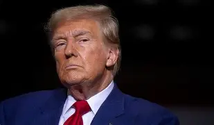 Trump ameaça intervir militarmente na Nigéria e suspender ajuda humanitária