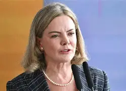 🚨 Gleisi comemora recuo e celebra que facções não sejam classificadas como terroristas