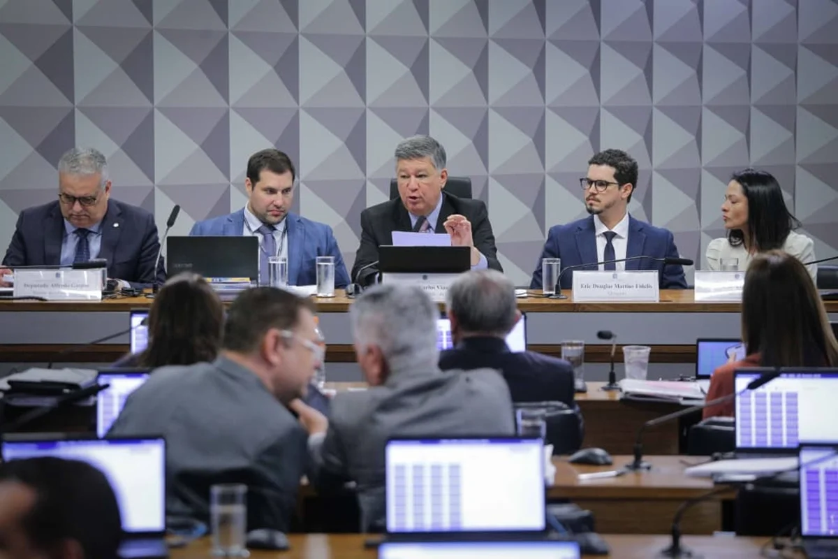 Irmão de ministro do STM cai no radar da Farra do INSS