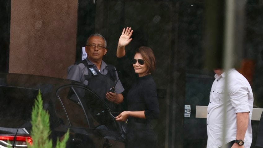 Moraes libera nova visita de Michelle a Bolsonaro, limitada a 30 minutos